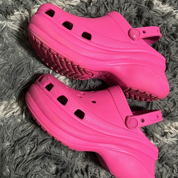 Platform Crocs - Picture 3 of 3